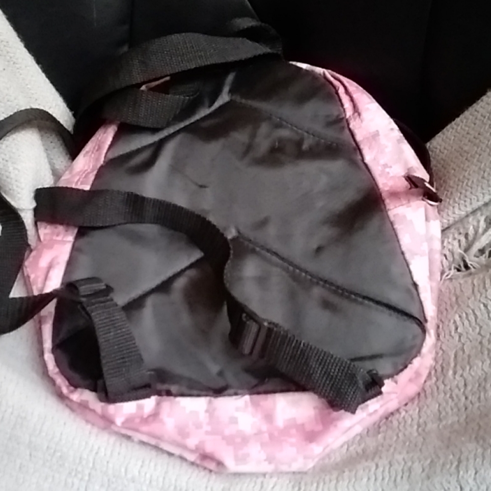 Mini backpack, great condition - Picture 2 of 2